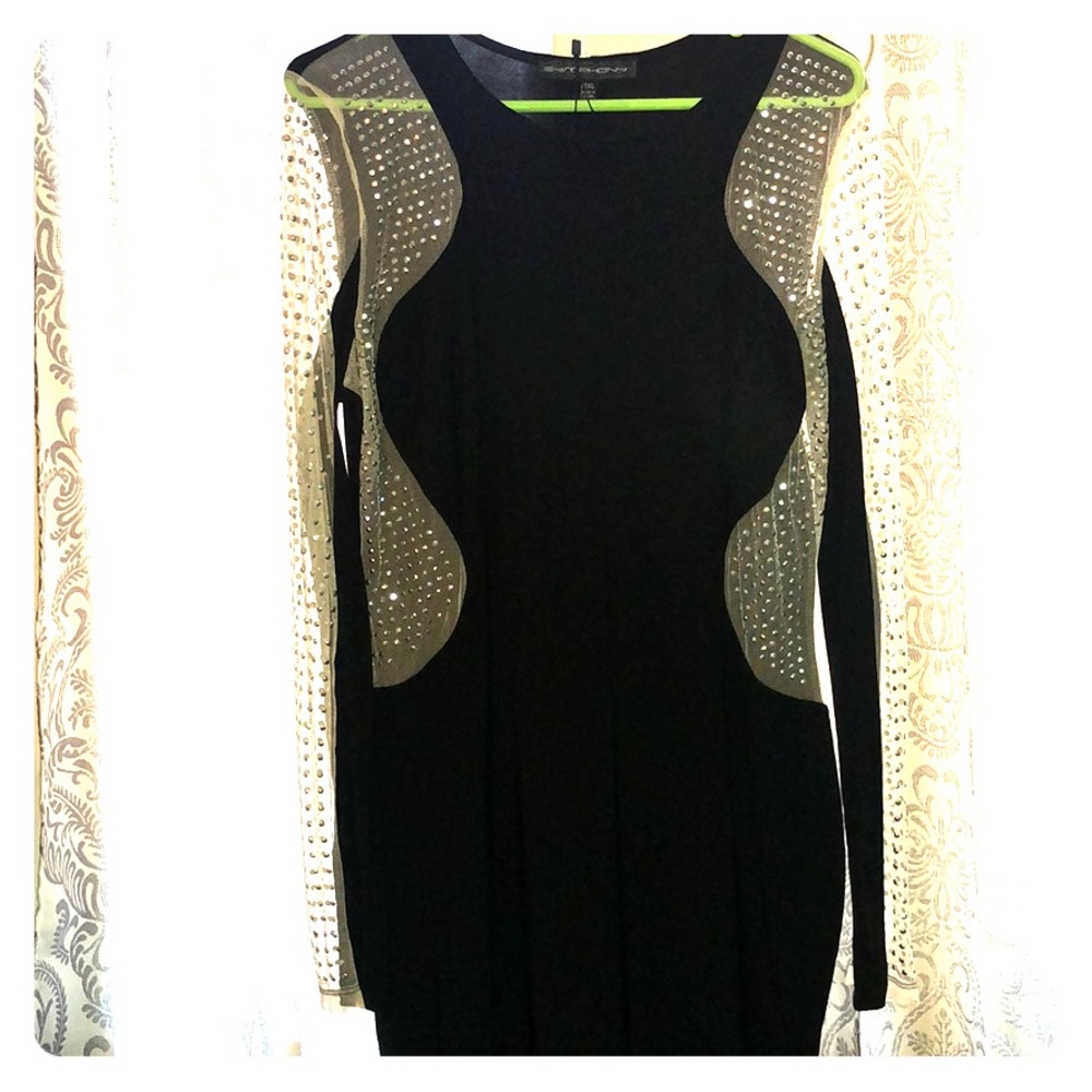 🔥 This beautiful sleet black dress 🔥